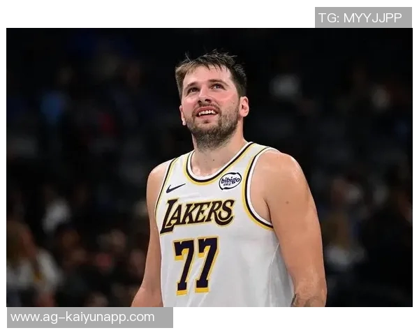 东契奇盛赞八村塁贡献巨大称其是球队胜利的重要支柱